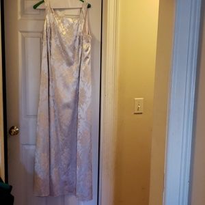 Sleeveless long dresses, sparkly pattern.